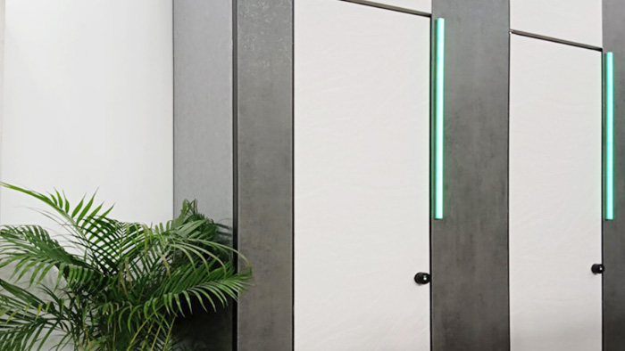 采用抗倍特板用于學校衛生間隔斷板的特性!